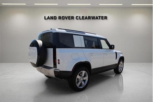 2025 Land Rover Defender 110 P300
