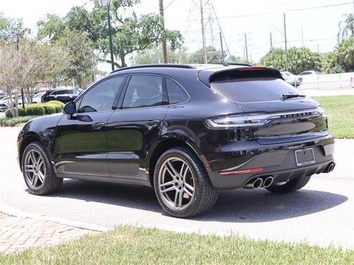 2021 Porsche Macan AWD