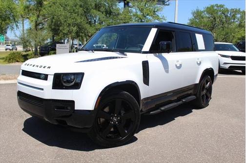2025 Land Rover Defender 130 P400 X-Dynamic SE