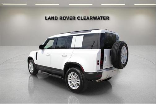 2025 Land Rover Defender 110 P300