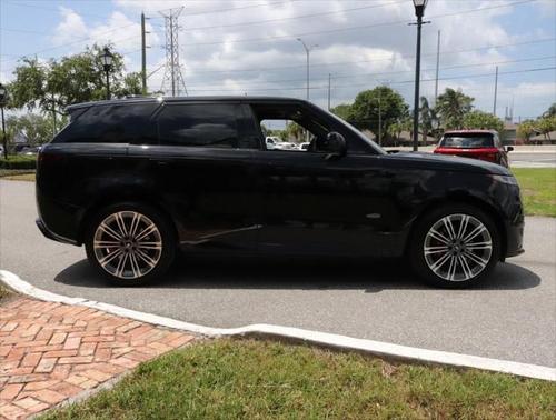 2024 Land Rover Range Rover Sport SE
