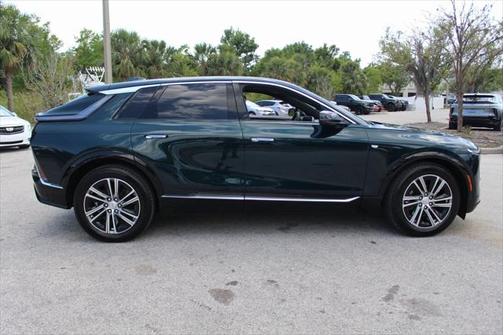 2025 Cadillac LYRIQ Luxury w/1SC