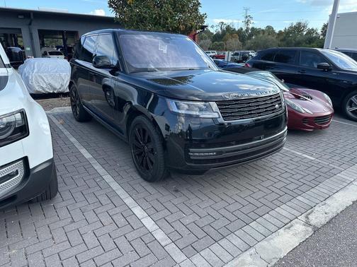 2023 Land Rover Range Rover P400 SE