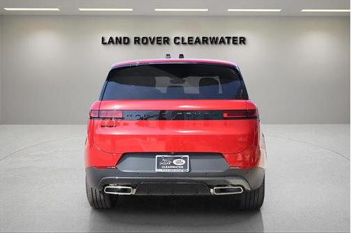 2025 Land Rover Range Rover Sport SE