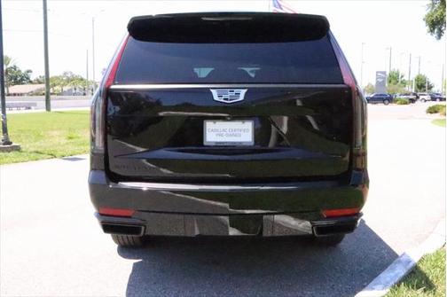 2023 Cadillac Escalade ESV Luxury