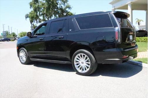 2023 Cadillac Escalade ESV Luxury