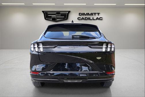 2022 Ford Mustang Mach-E California Route 1