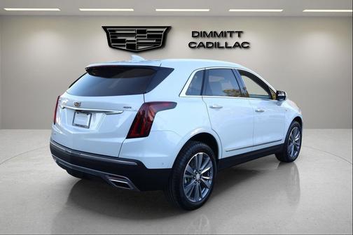 2026 Cadillac XT5 Premium Luxury