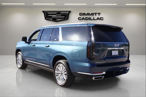 2026 Cadillac Escalade ESV Luxury