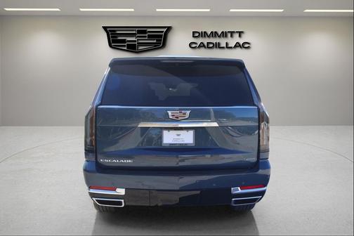 2026 Cadillac Escalade ESV Luxury