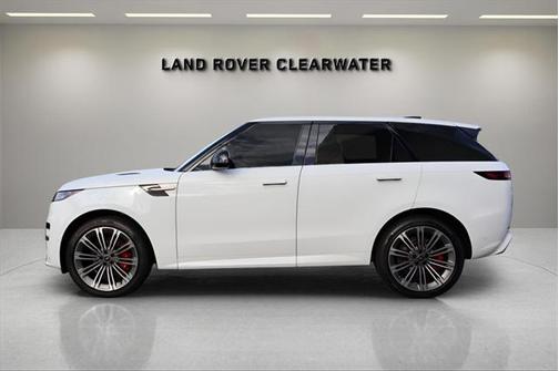 2025 Land Rover Range Rover Sport SE