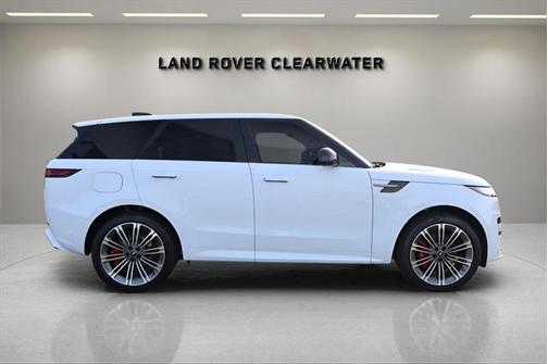 2025 Land Rover Range Rover Sport SE