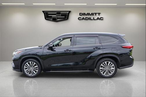 2022 Toyota Highlander Platinum