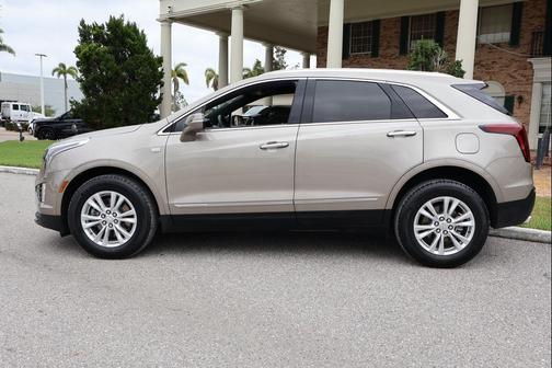 2022 Cadillac XT5 Luxury