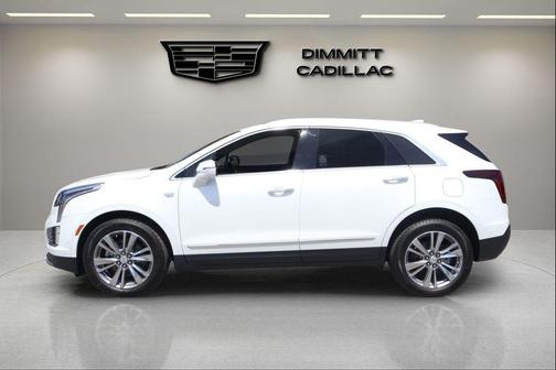 Crystal White Tricoat 2026 Cadillac XT5 Premium Luxury