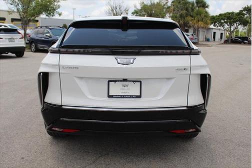 2025 Cadillac LYRIQ Luxury w/1SC