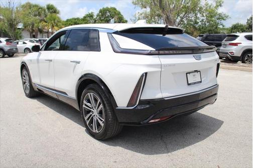 2025 Cadillac LYRIQ Luxury w/1SC