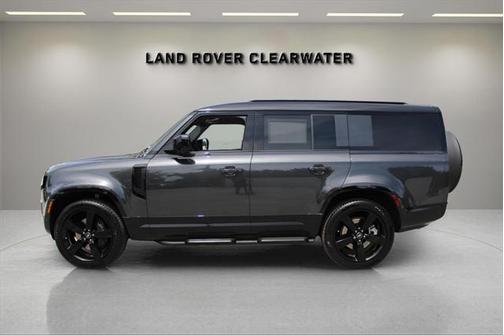 2025 Land Rover Defender 130 P400 X-Dynamic SE