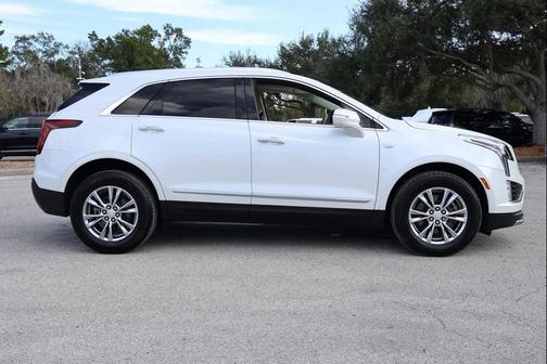 2022 Cadillac XT5 Premium Luxury