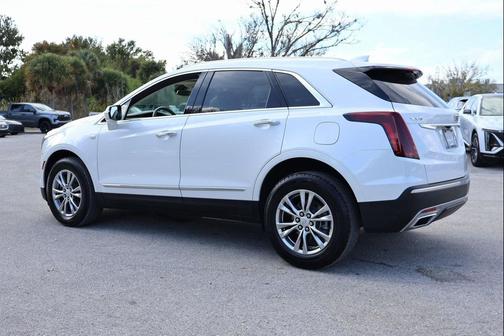 2022 Cadillac XT5 Premium Luxury