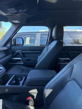 2023 Land Rover Defender 110 S