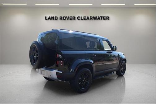 2025 Land Rover Defender 110 P300