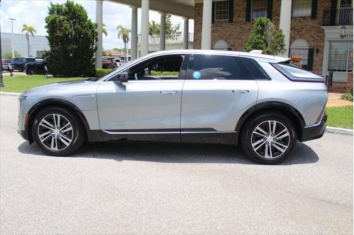 2025 Cadillac LYRIQ Luxury w/1SC