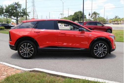 2025 Cadillac OPTIQ Sport 1 AWD