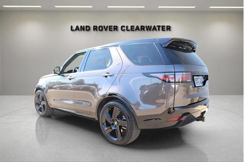 2025 Land Rover Discovery P360 Dynamic SE