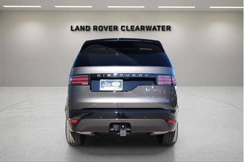 2025 Land Rover Discovery P360 Dynamic SE