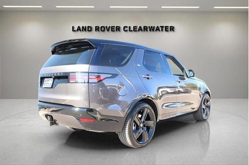 2025 Land Rover Discovery P360 Dynamic SE
