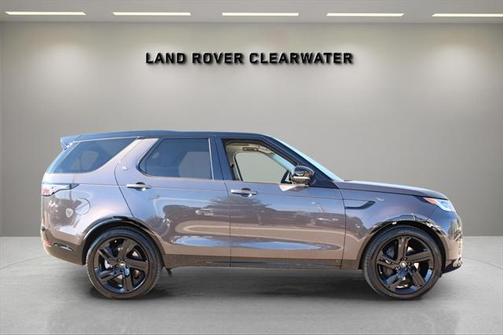 2025 Land Rover Discovery P360 Dynamic SE