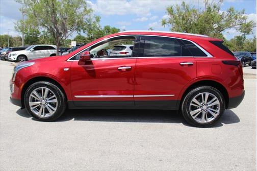 2025 Cadillac XT5 Premium Luxury