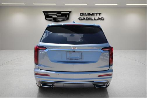 2025 Cadillac XT6 Luxury FWD