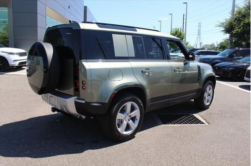 2025 Land Rover Defender 110 P300