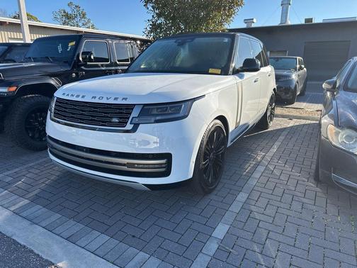 2024 Land Rover Range Rover P400 SE