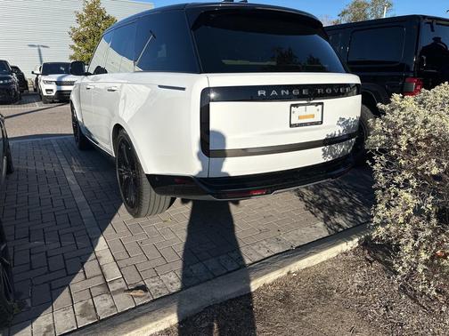 2024 Land Rover Range Rover P400 SE