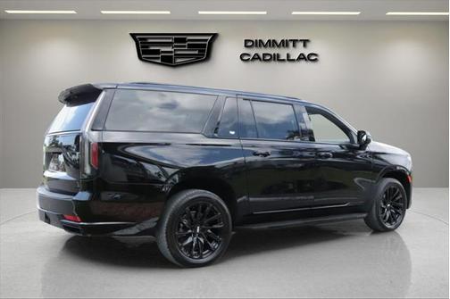 2022 Cadillac Escalade ESV Sport