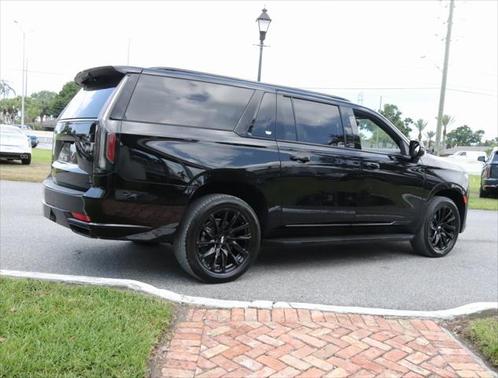 2022 Cadillac Escalade ESV Sport
