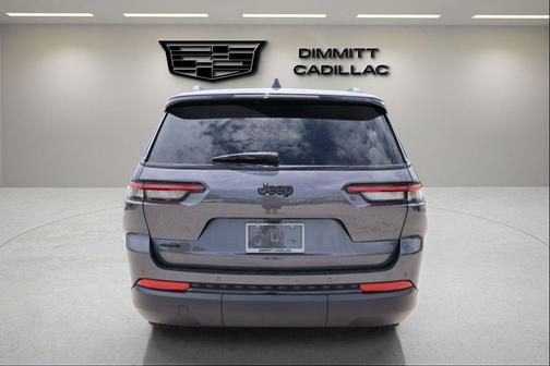 Baltic Gray Metallic Clearcoat 2024 Jeep Grand Cherokee L Altitude