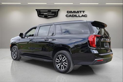2024 GMC Yukon XL 4WD AT4