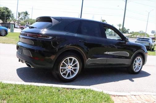 2024 Porsche Cayenne