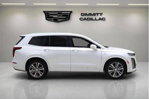 2025 Cadillac XT6 Premium Luxury FWD