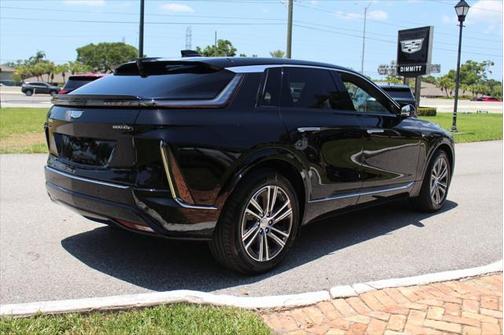 2025 Cadillac LYRIQ Luxury w/1SC