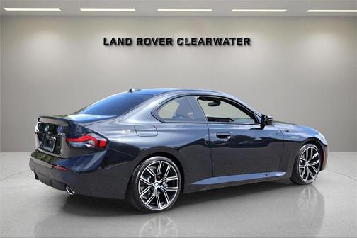 2023 BMW 230 i