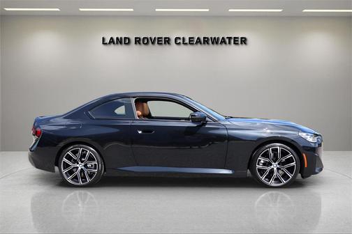 2023 BMW 230 i
