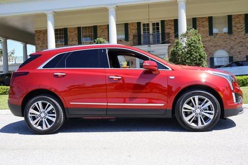 2025 Cadillac XT5 Premium Luxury