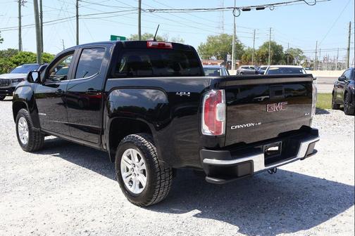 Onyx Black 2019 GMC Canyon SLE