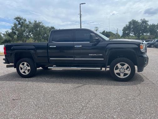 2015 GMC Sierra 2500 Denali