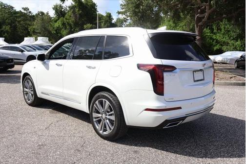 2025 Cadillac XT6 Premium Luxury AWD